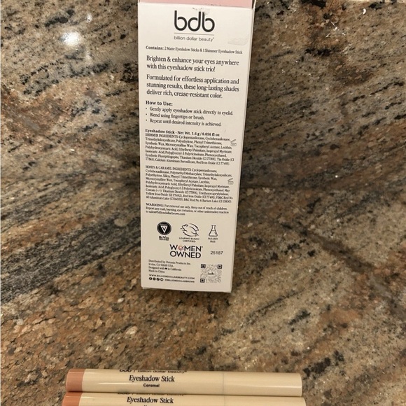 bdb Billion Dollar Beauty Eyeshadow Stick Duo- Caramel & Honey Brand New Only 2 - Picture 10 of 11